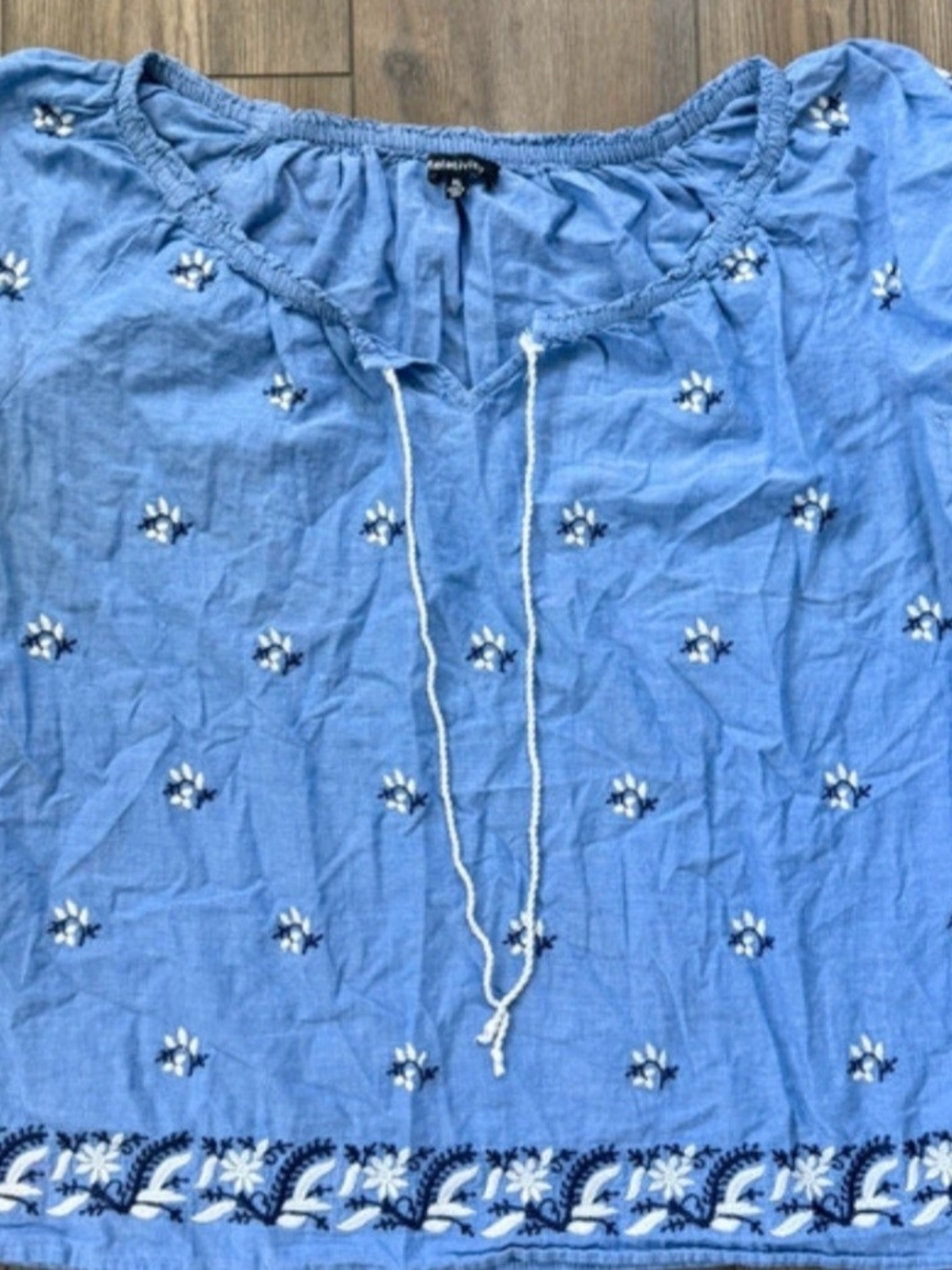 100% COTTON XL Blue Embroidered top